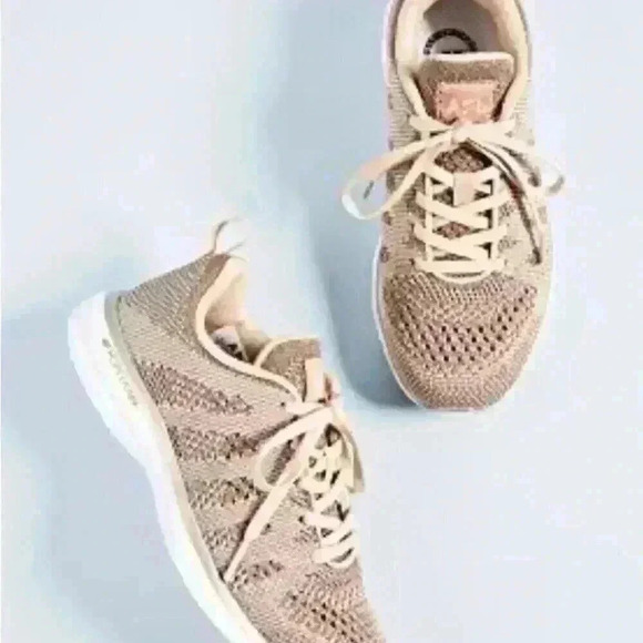 APL Athletic TechLoom Propulsion Labs Pro Womens Rose Gold Sneakers Size 8 - Picture 5 of 16
